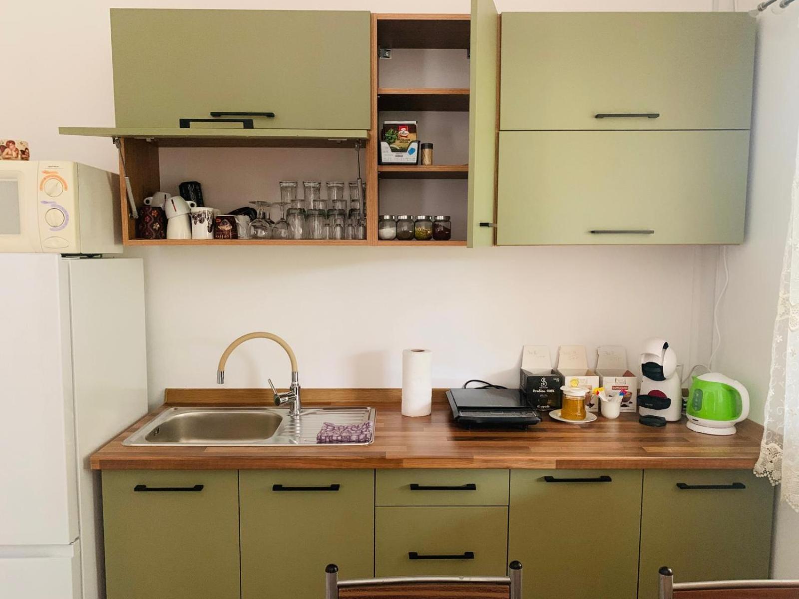Arvisura Vendeghazak Family Friendly Transit Apartments Zsombo Экстерьер фото