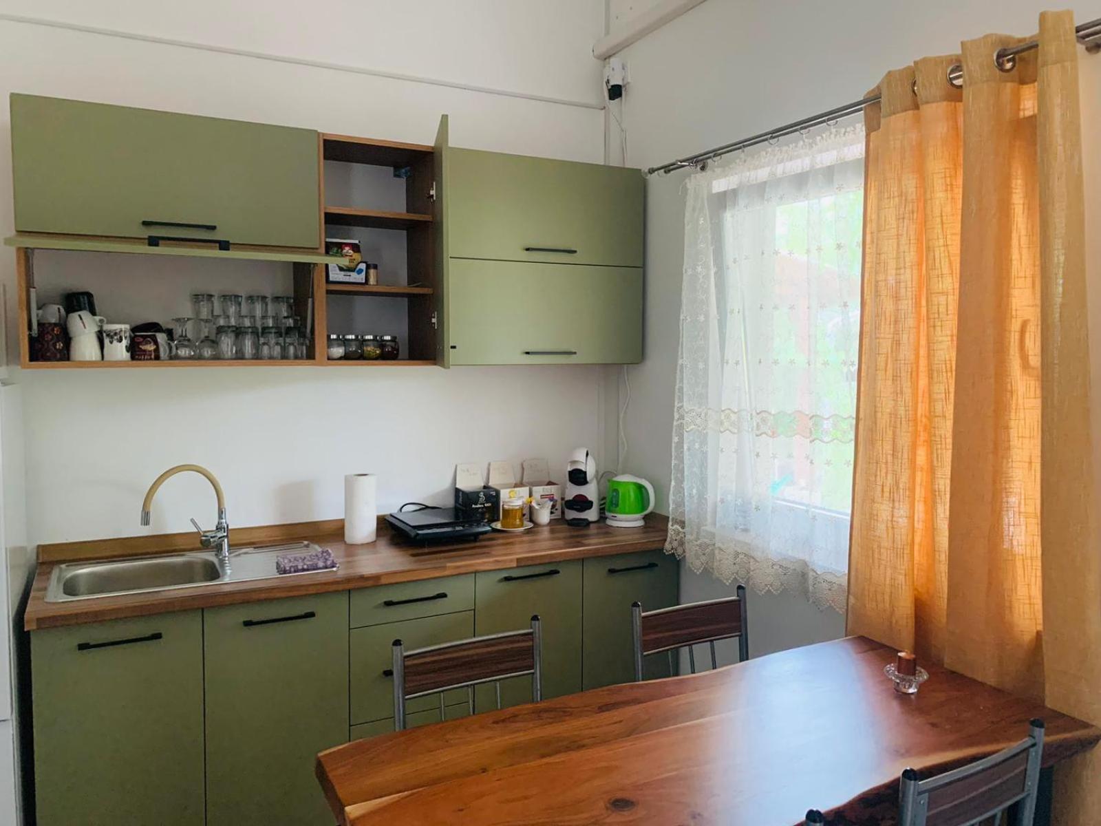 Arvisura Vendeghazak Family Friendly Transit Apartments Zsombo Экстерьер фото